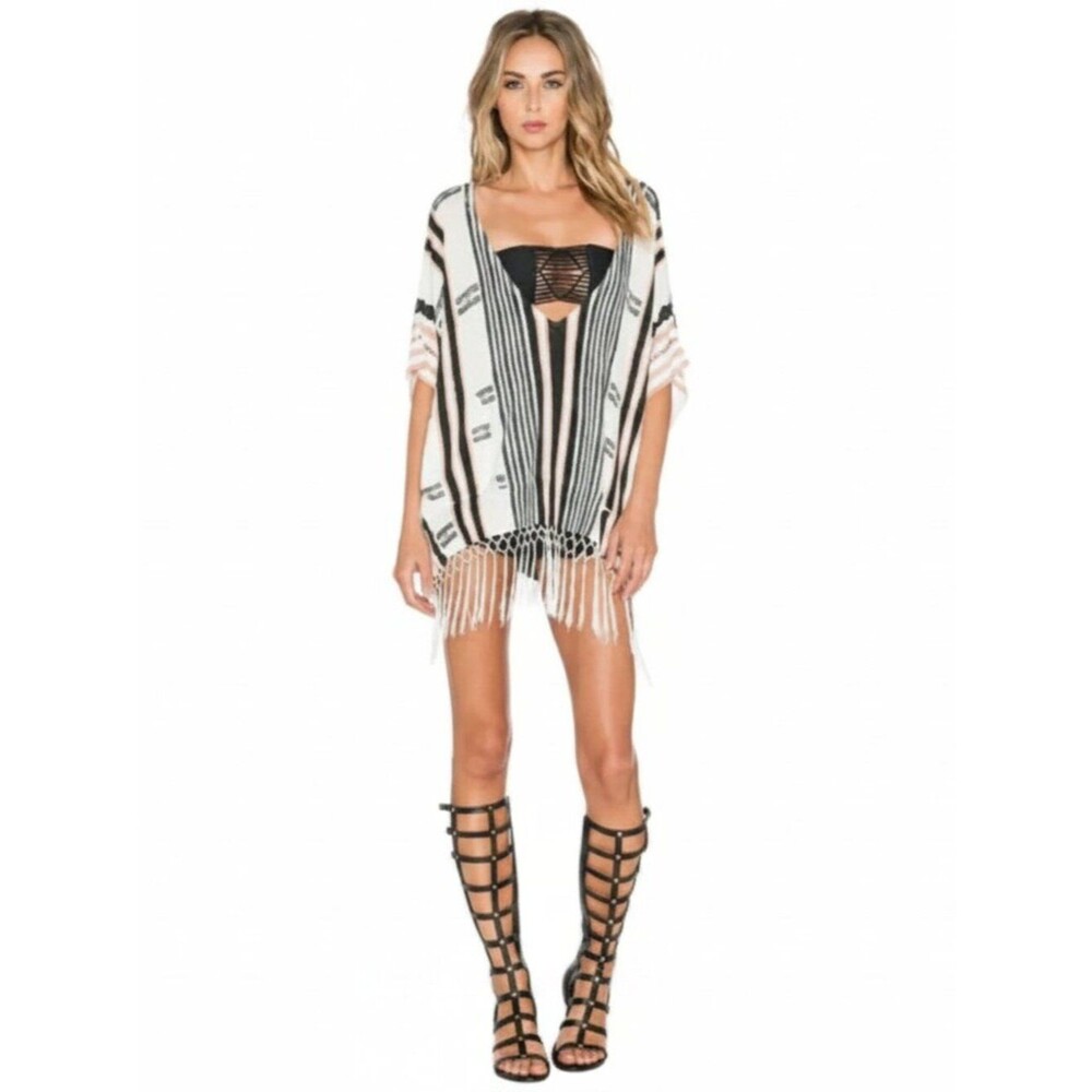 $225 Twelfth Street by Cynthia Vincent Women's Fringed Poncho Size S